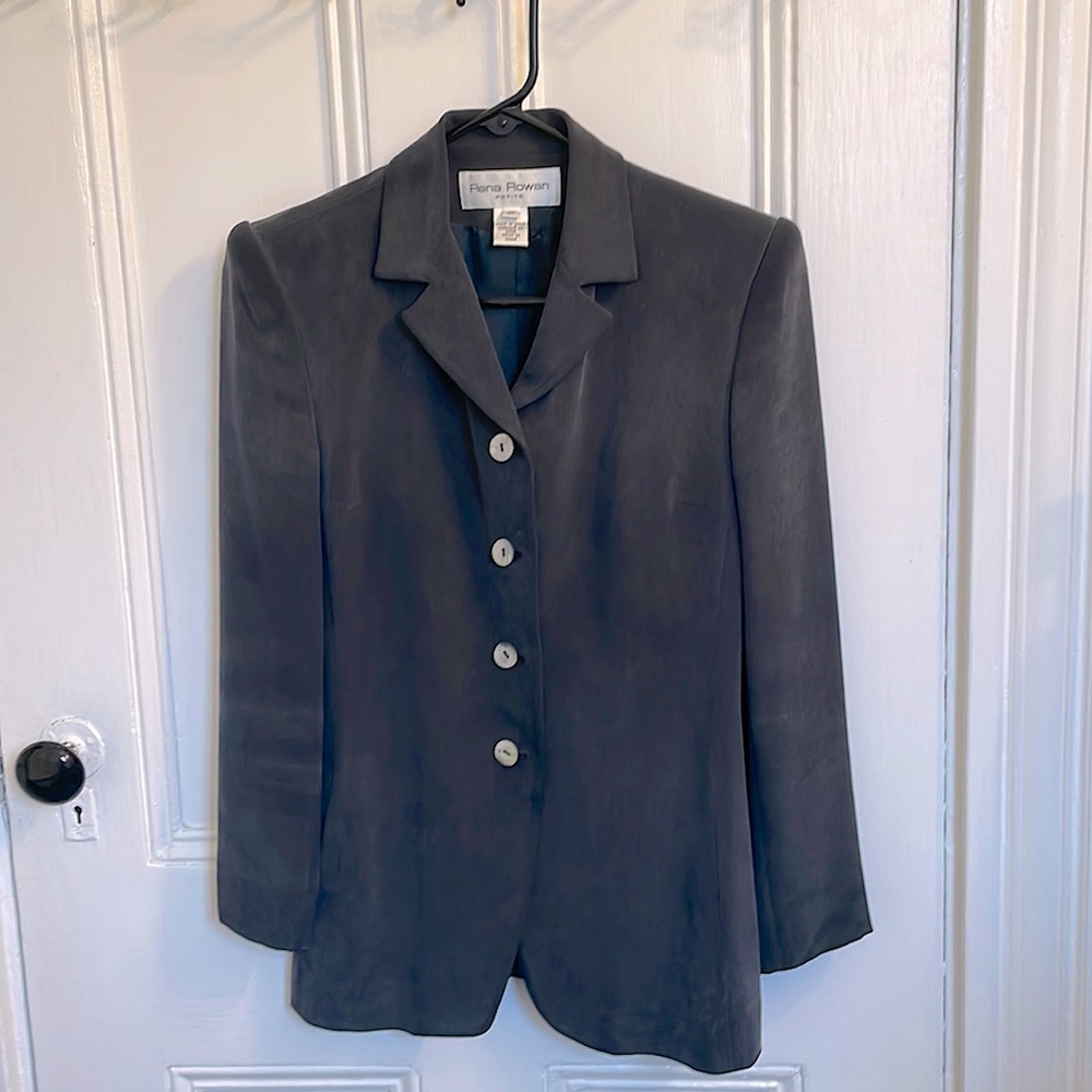 Classic 80s! Petite long black silk blazer